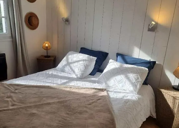 Apartament Le Bananier, Quartier La Chaume Avec Jardin, A 1km, 4 A 5 Pers